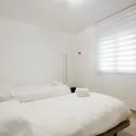 Materno Apartamento *